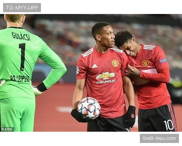 曼联锋线再创佳绩，新星闪耀助球队进攻火力全开