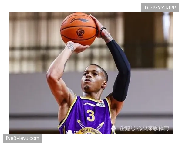 南安普顿进攻火力全开，状态回暖频频制造威胁令对手防不胜防