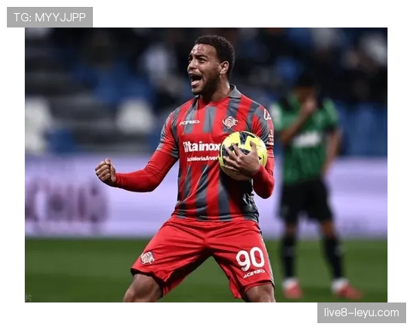 萨索洛边路攻势持续升级,主场连胜引发广泛关注 萨索洛边路攻势持续升级,主场连胜引发广泛关注