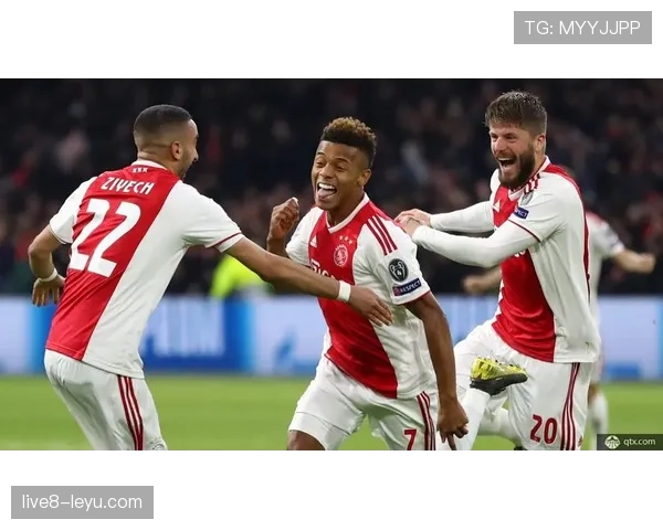 阿贾克斯锋线火力全开,助球队斩获联赛关键胜利 阿贾克斯锋线火力全开,助球队斩获联赛关键胜利