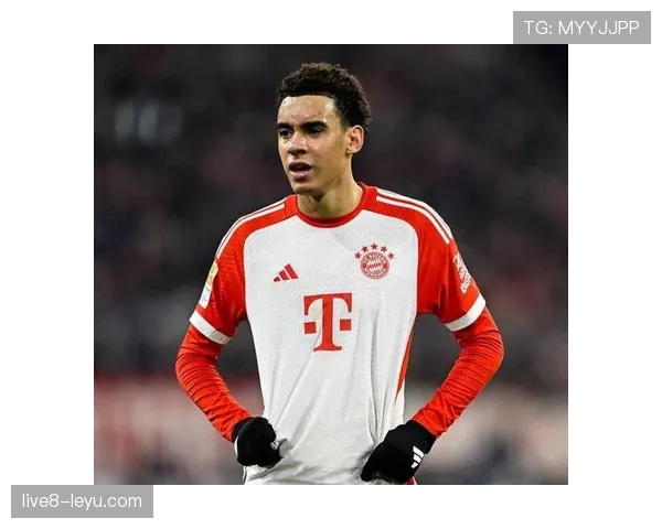 戴维斯与穆西亚拉近期表现稳健,拜仁双星持续提升竞争力